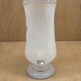 Vase en opaline blanc
