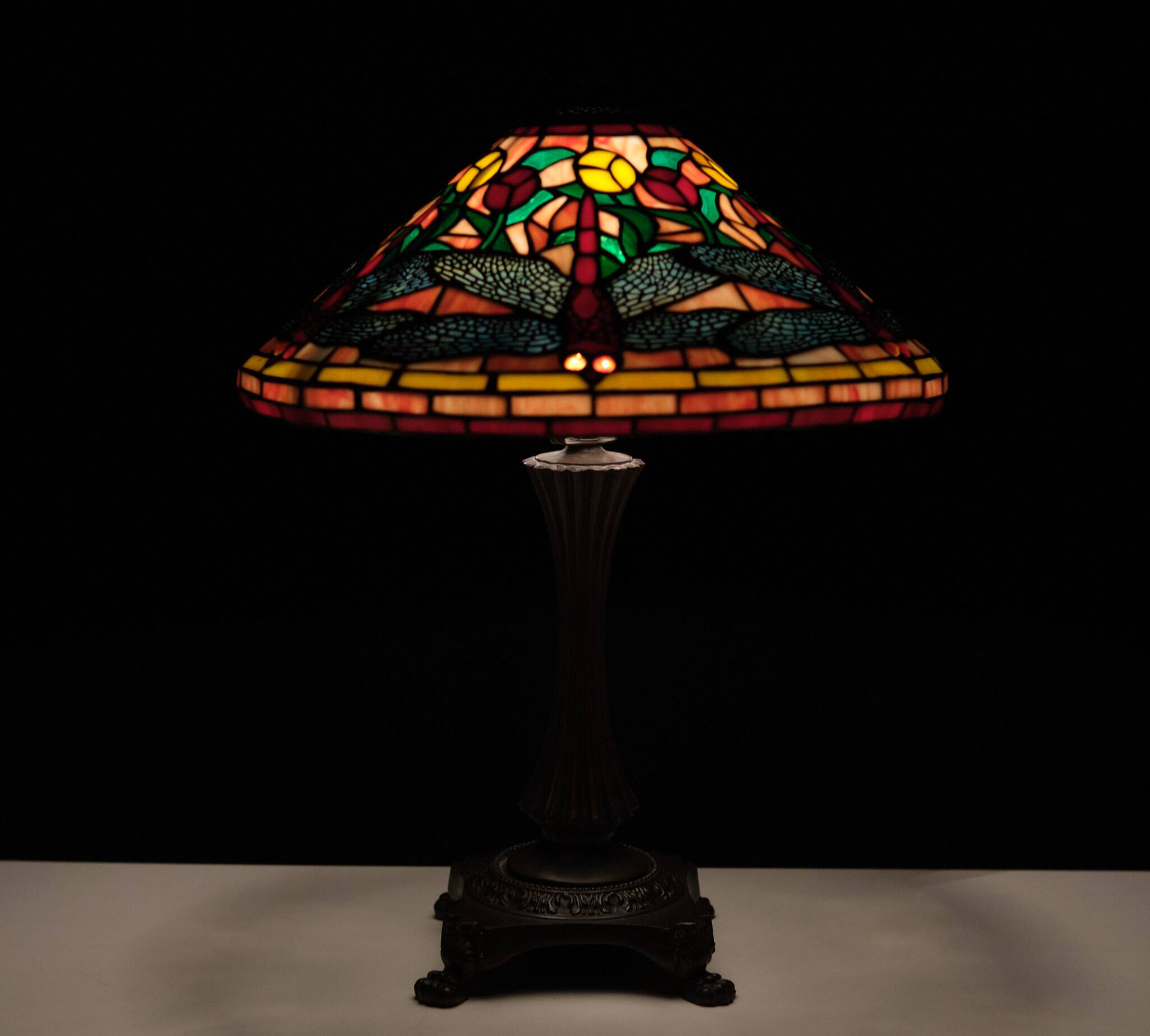 Tiffany style stained Glass Dragonfly Table lamp 1980s