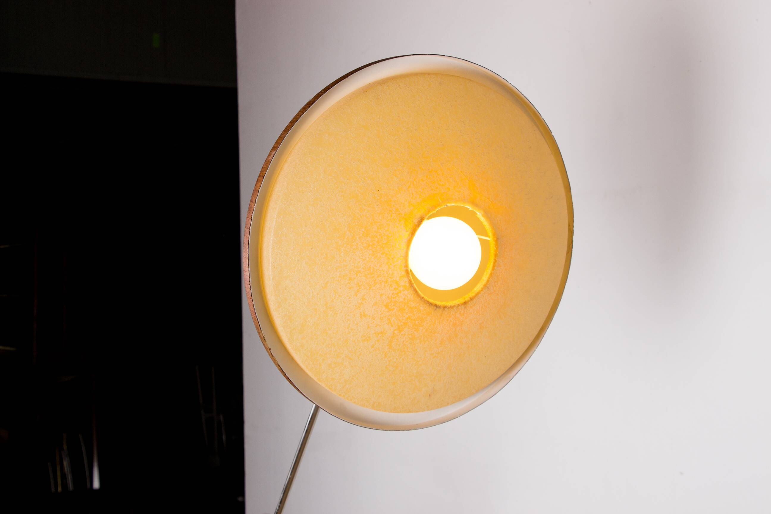 Large tilting floor lamp in steel and teak by Georges Frydman 1960.