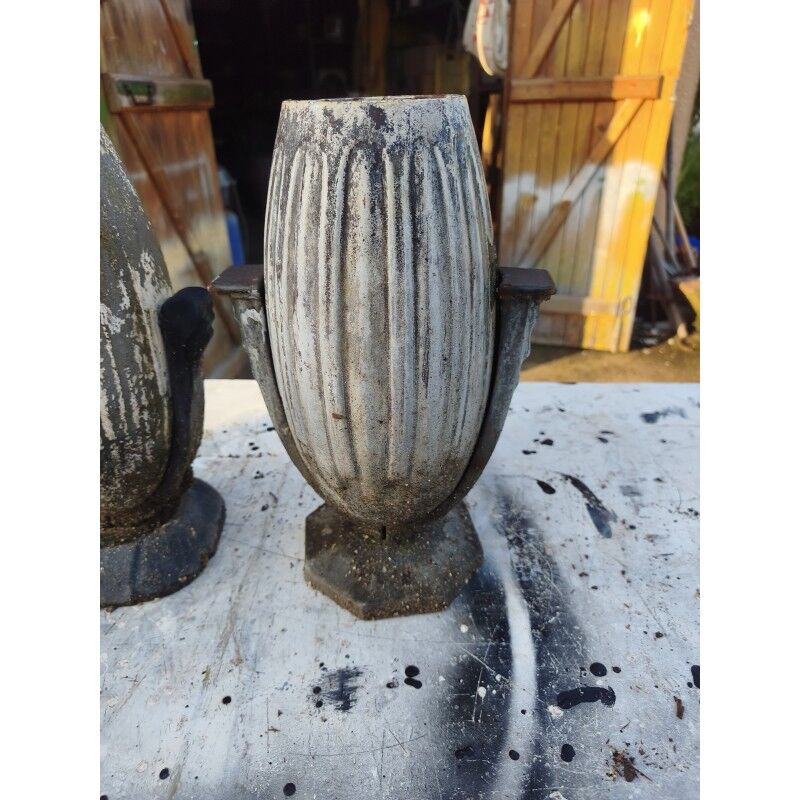 Pair of Art Deco vases, enamelled cast iron.