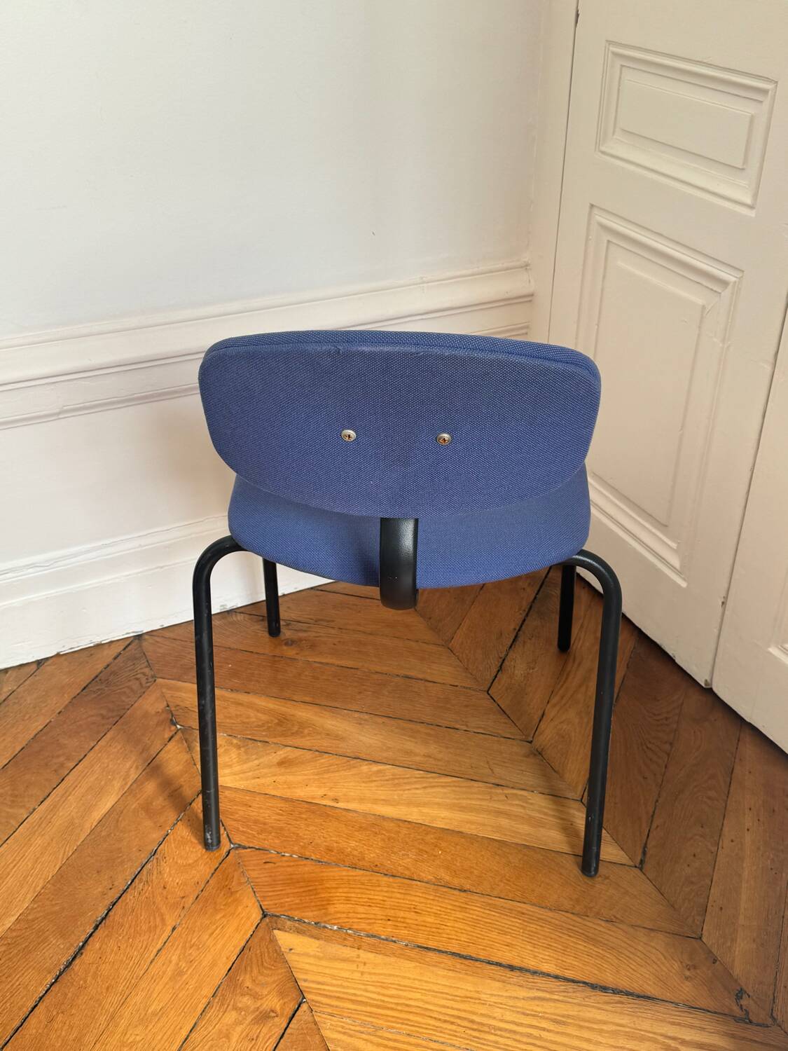 Chaise  éditée par Strafor
