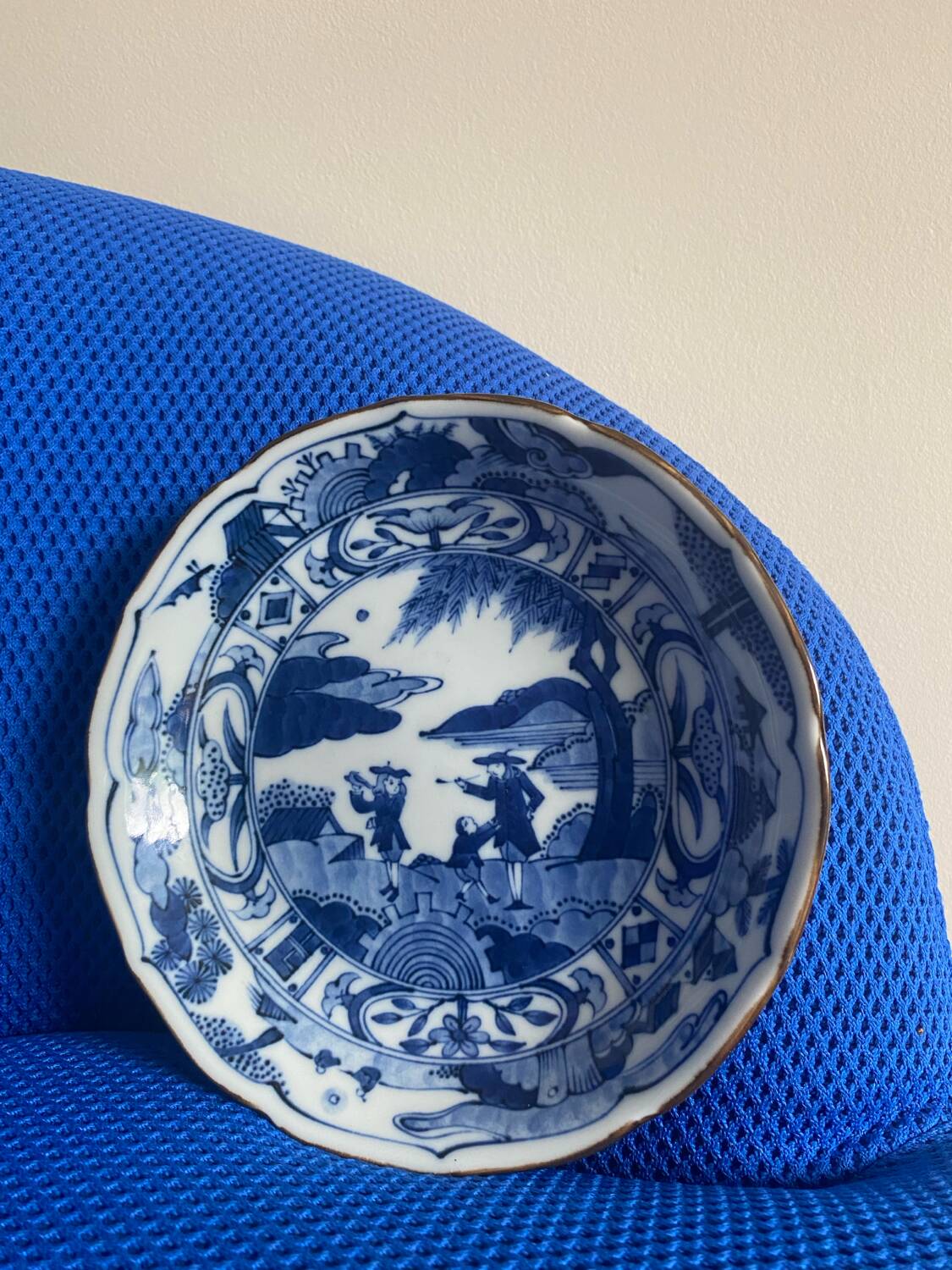 Assiette en porcelaine