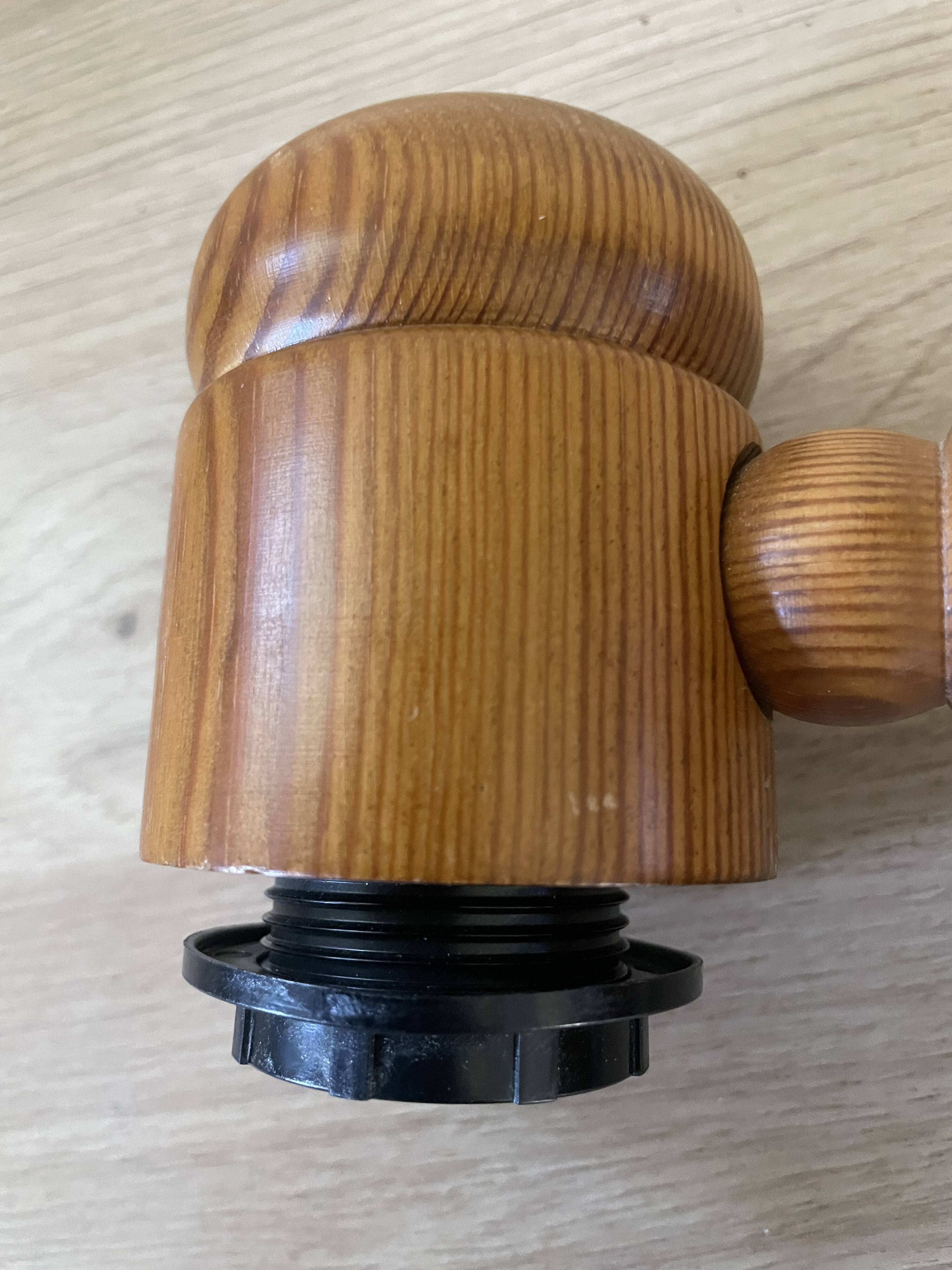 Pair of articulated Scandinavian wall lights SOLBACKEN in vintage wood