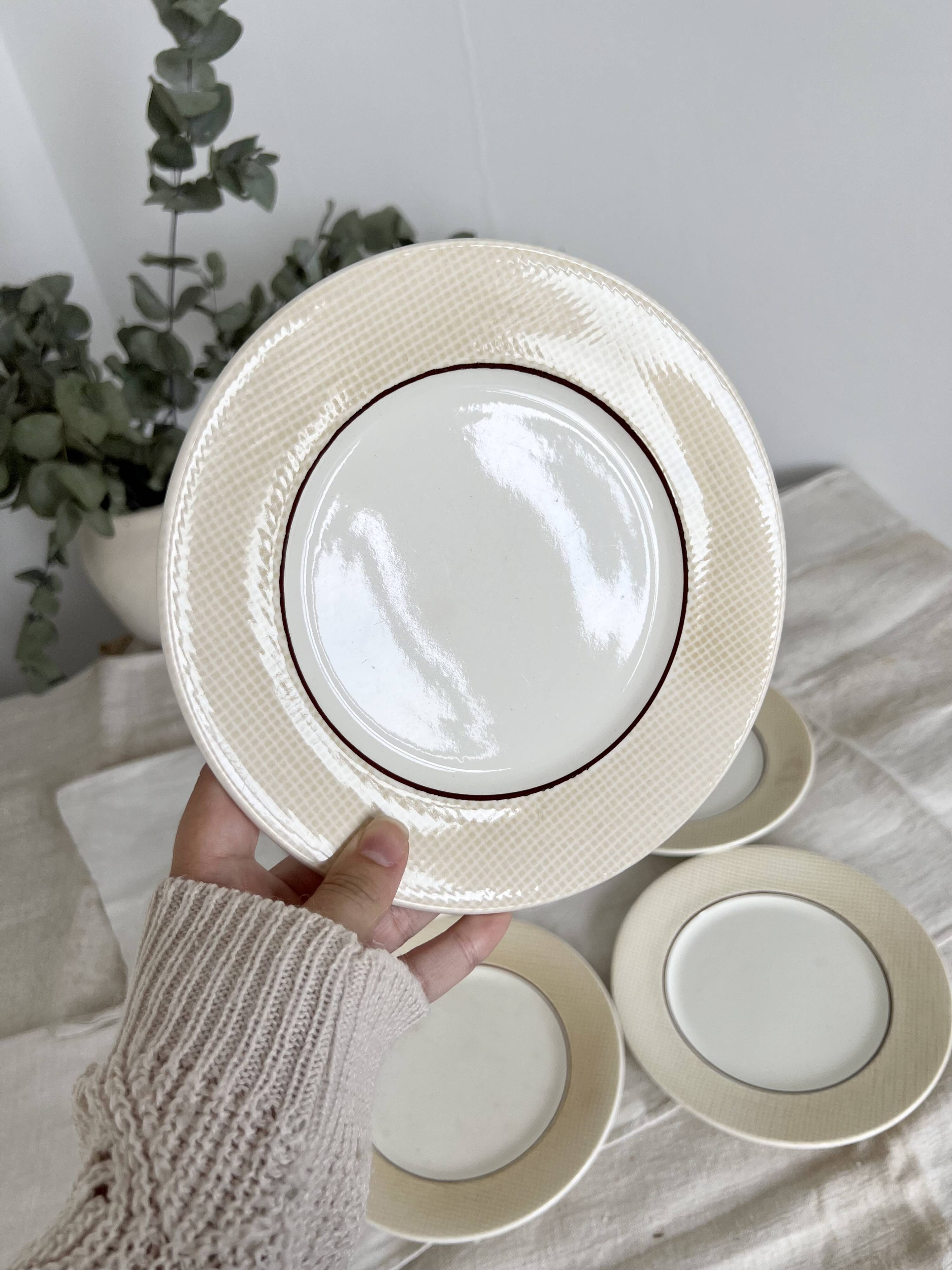 5 vintage earthenware dessert plates stamped Salins - Marli beige and white gingham