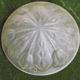 French Art Deco White Pate De Verre Platformer With Abstract Tulip Design 5145
