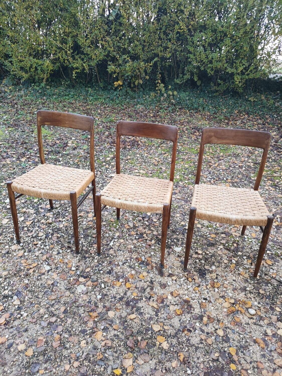 3 Scandinavian Moller chairs