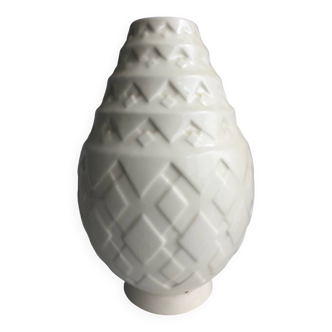 Art Deco vase model "pineapple" Charles Catteau Boch