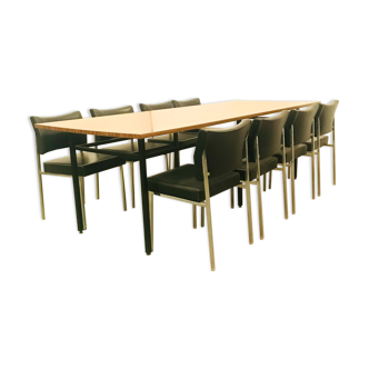 Table de conférence et huit chaises vintage en simili cuir xx siècle