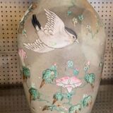 Antique Japanese vase in ceramic with floral and bird decoration, 19th century.