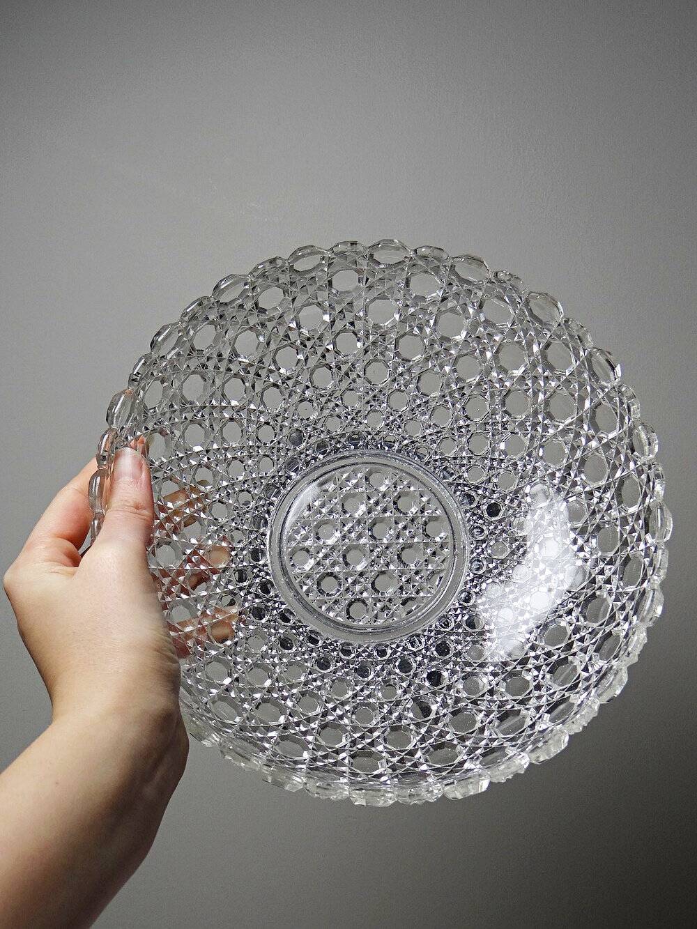 Coupe en verre pressé pointes diamants et étain, 1920-1950