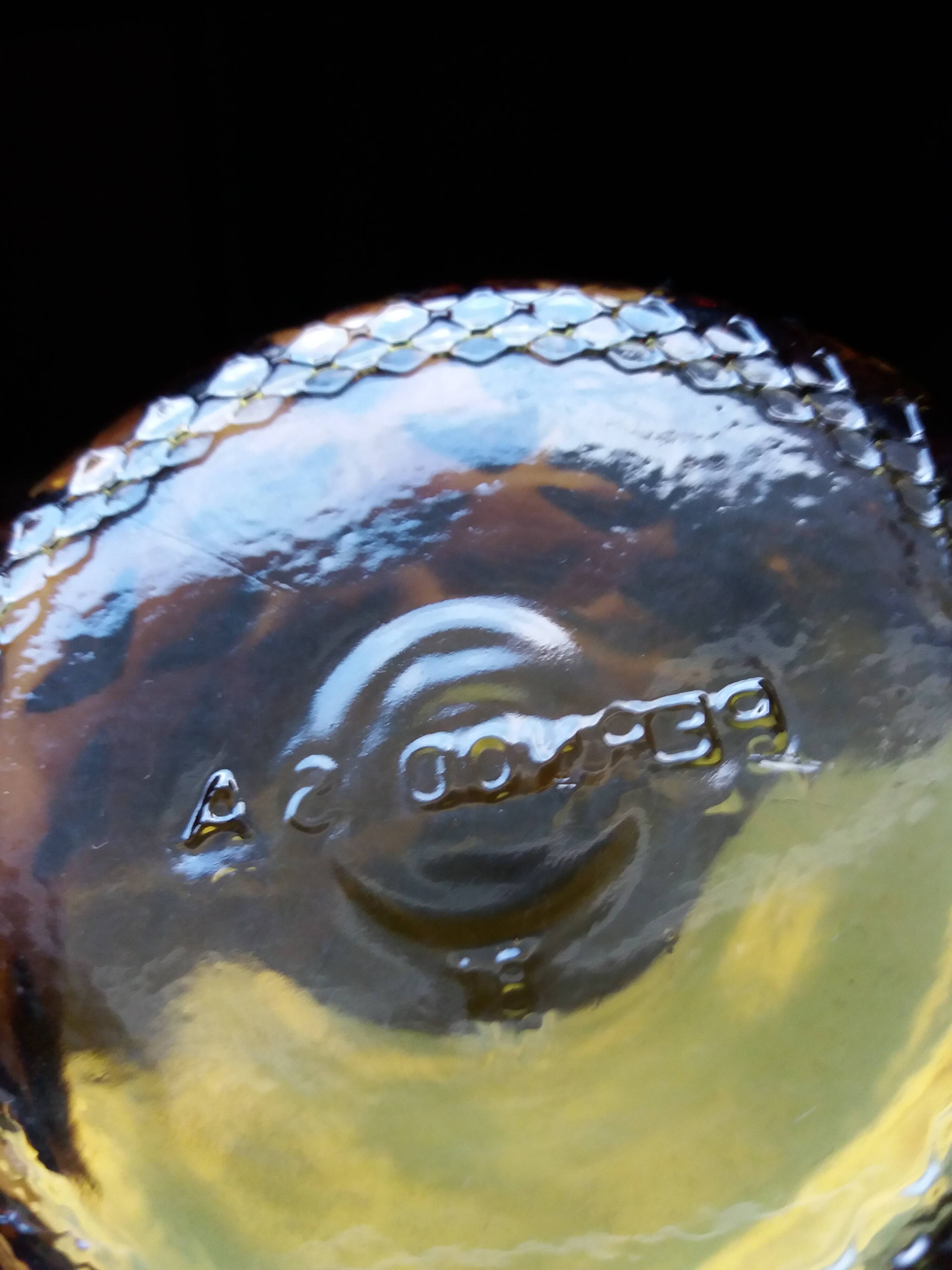 Pernod glasses with pineapple diamond tip decoration