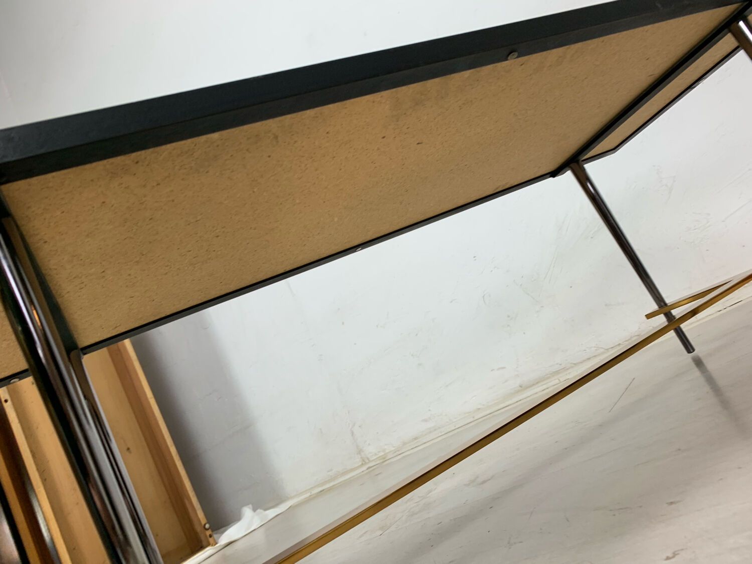 Ceramic coffee table