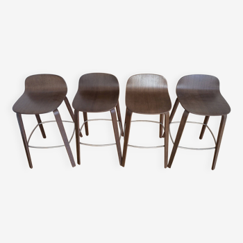 Set of 4 Muuto bar chairs
