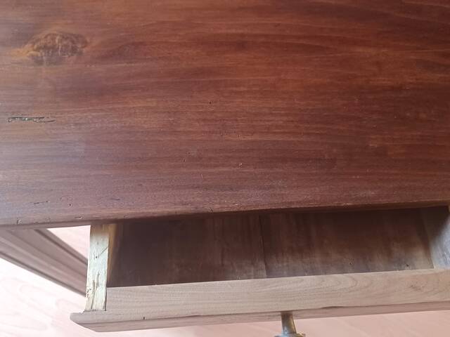 Table bureau ou table d’appoint art déco années 1930 vintage bois massif