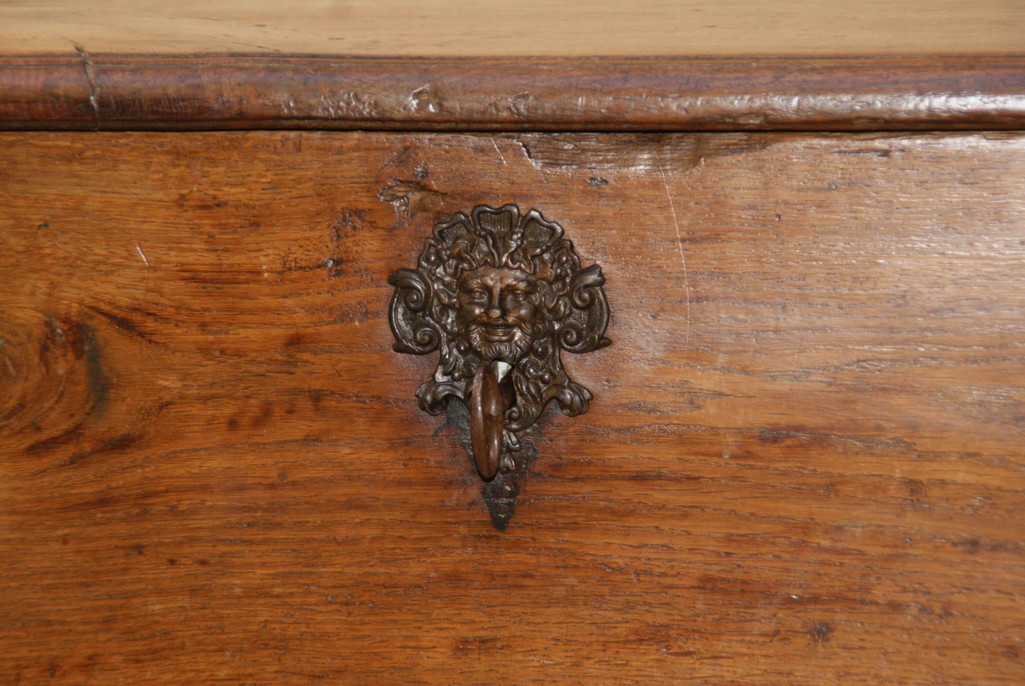 Small Chest Louis XIV - XVIII Century