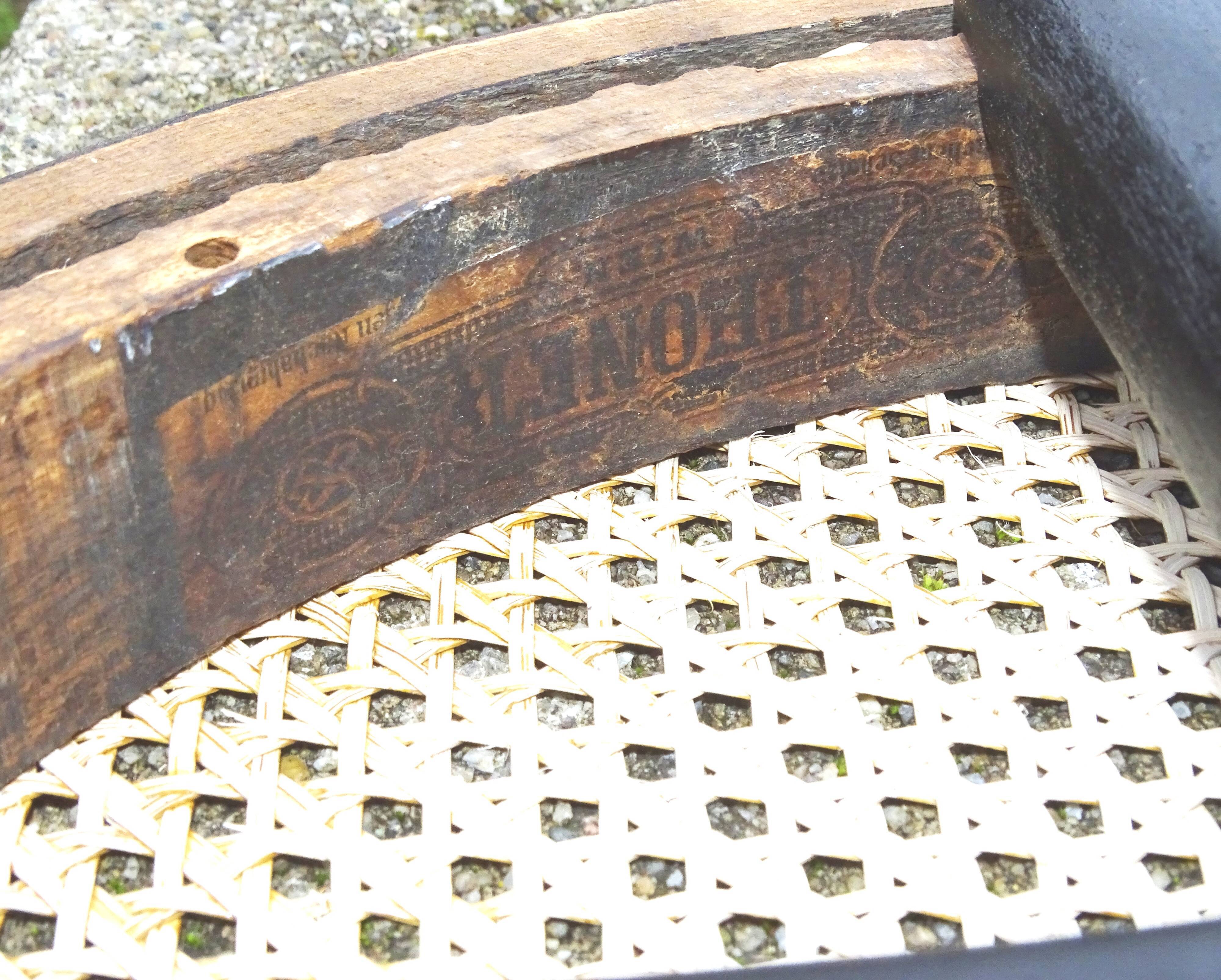 Thonet screw piano stool, 1900