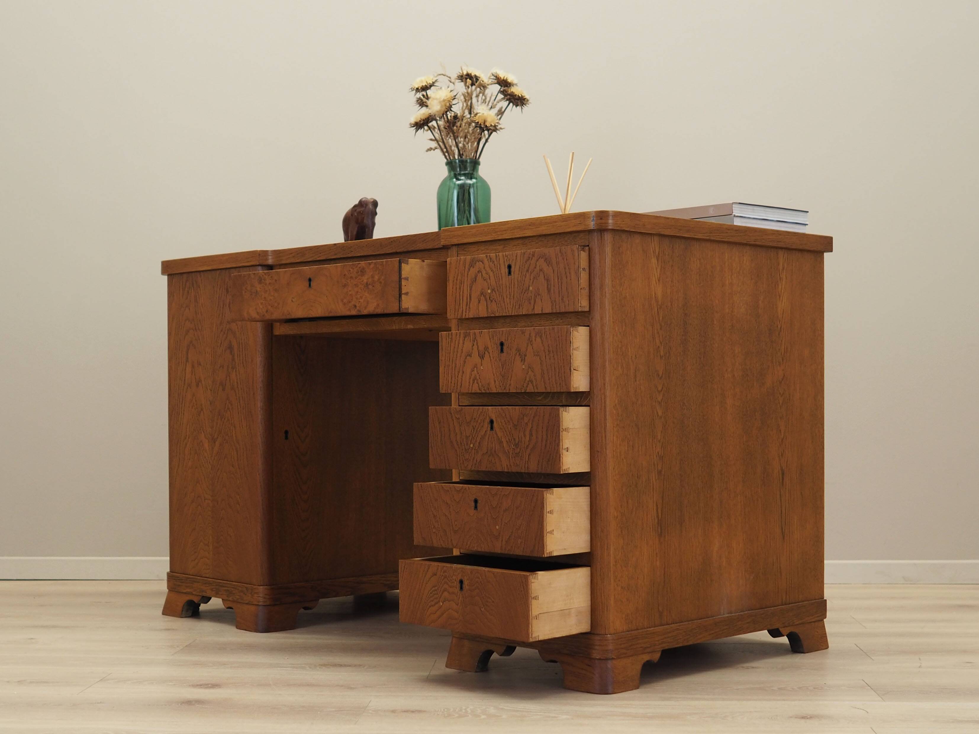 Oak desk, Danish design, 1960s, production: Denmark