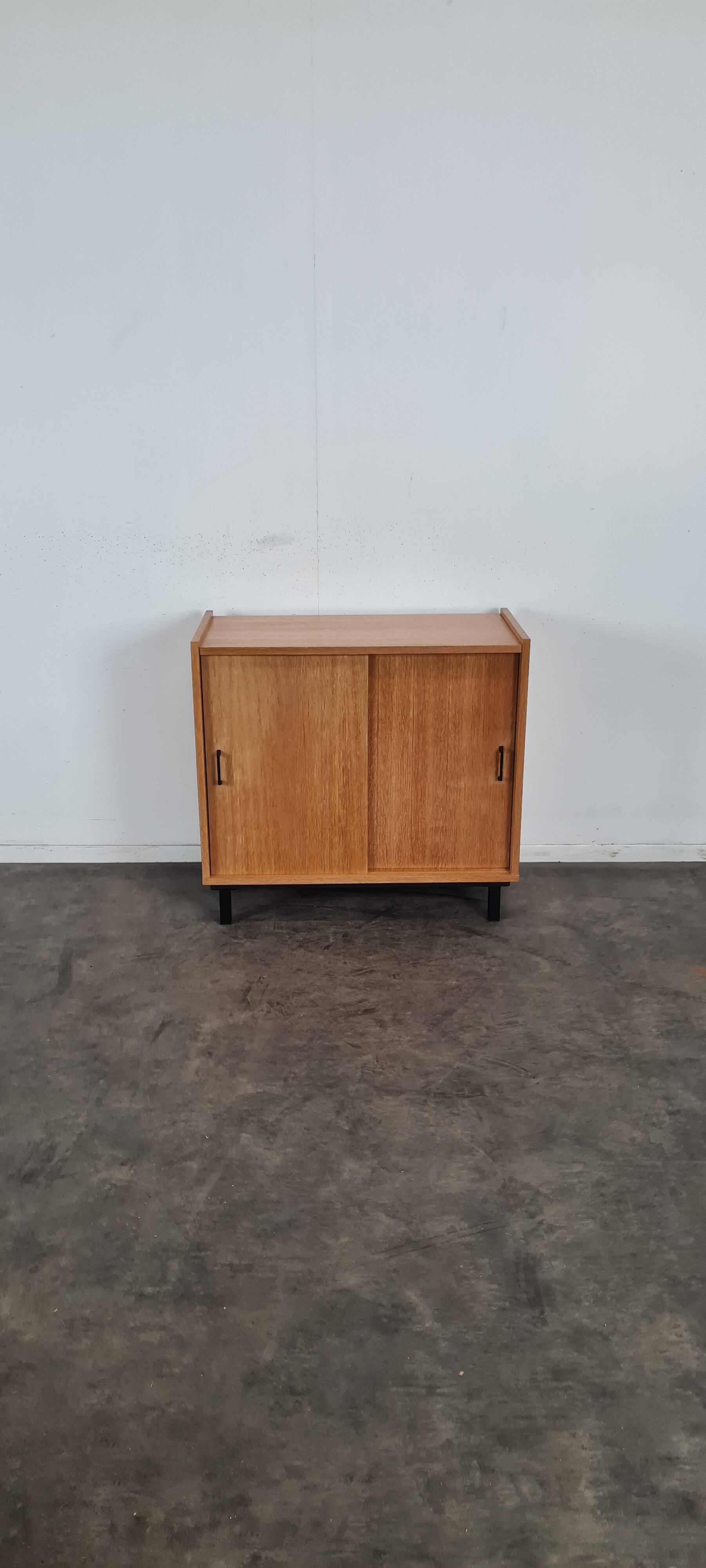 Short vintage enfilade