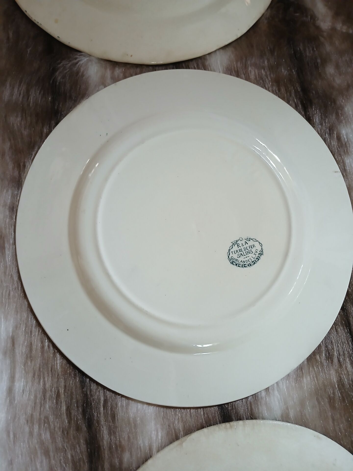 8 mismatched ironstone dinner plates