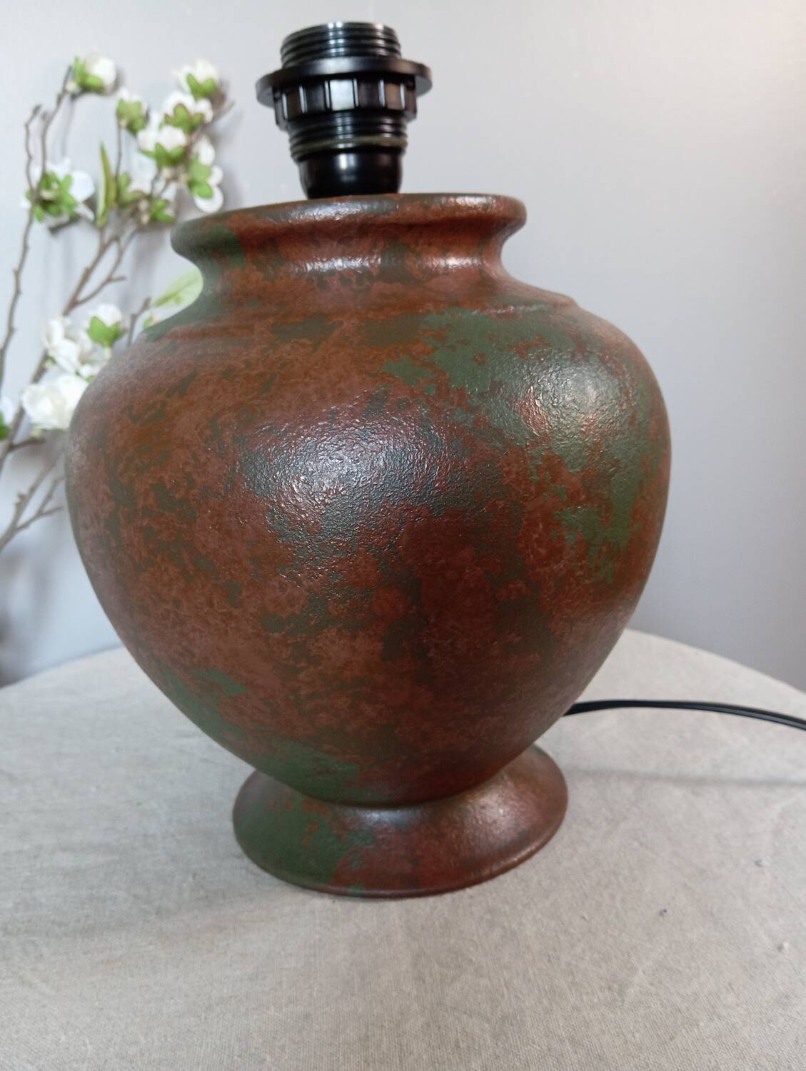 Vintage, aged copper metal lamp base