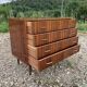 Commode 4 tiroirs en en placage vernis