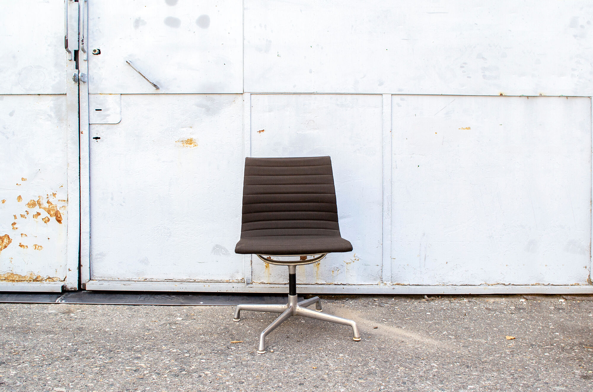 EA 108 Aluminum Chair by Charles & Ray Eames for Herman Miller, 1970