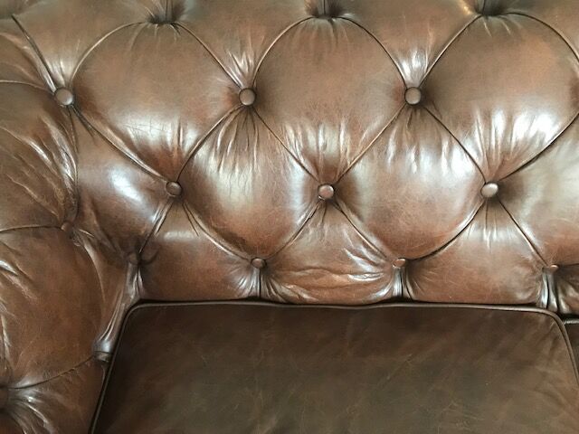 Canape chesterfield brown leather 2 places