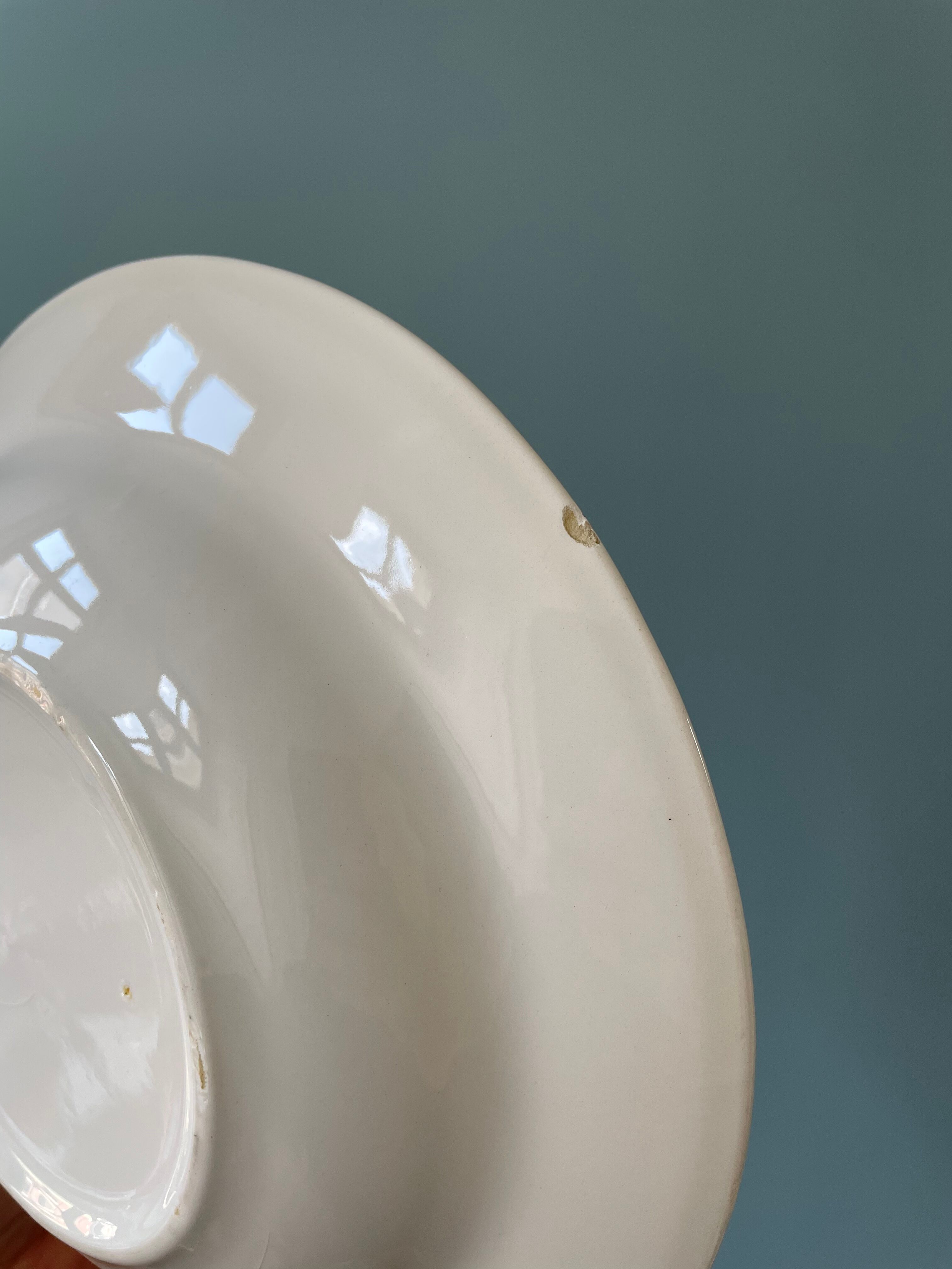 Set of two decorative hollow plates nineteenth century