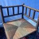 Duo de chaises de nourrice sculptées