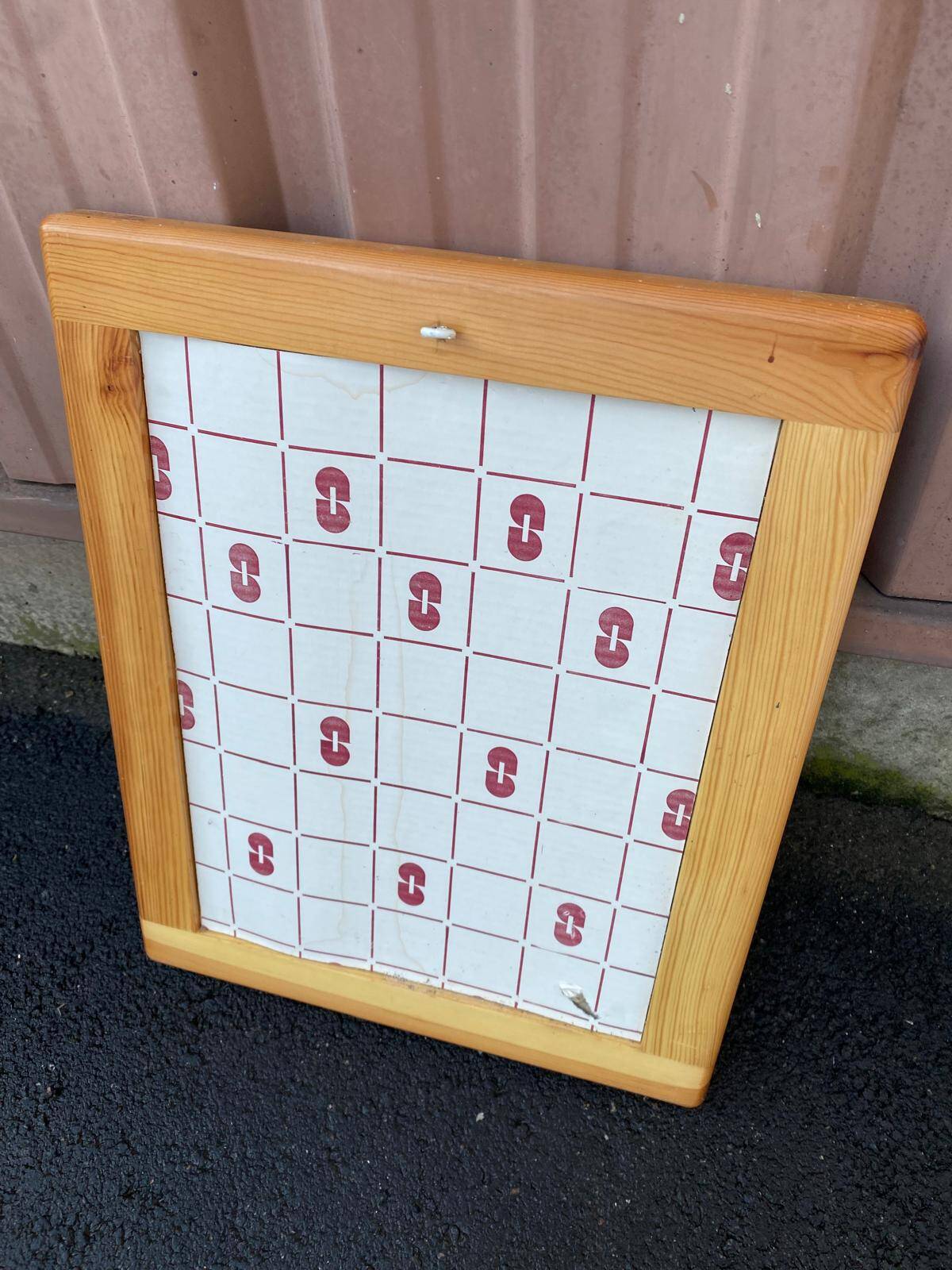 Scandinavian rectangular rounded mirror in pine 40x50cm