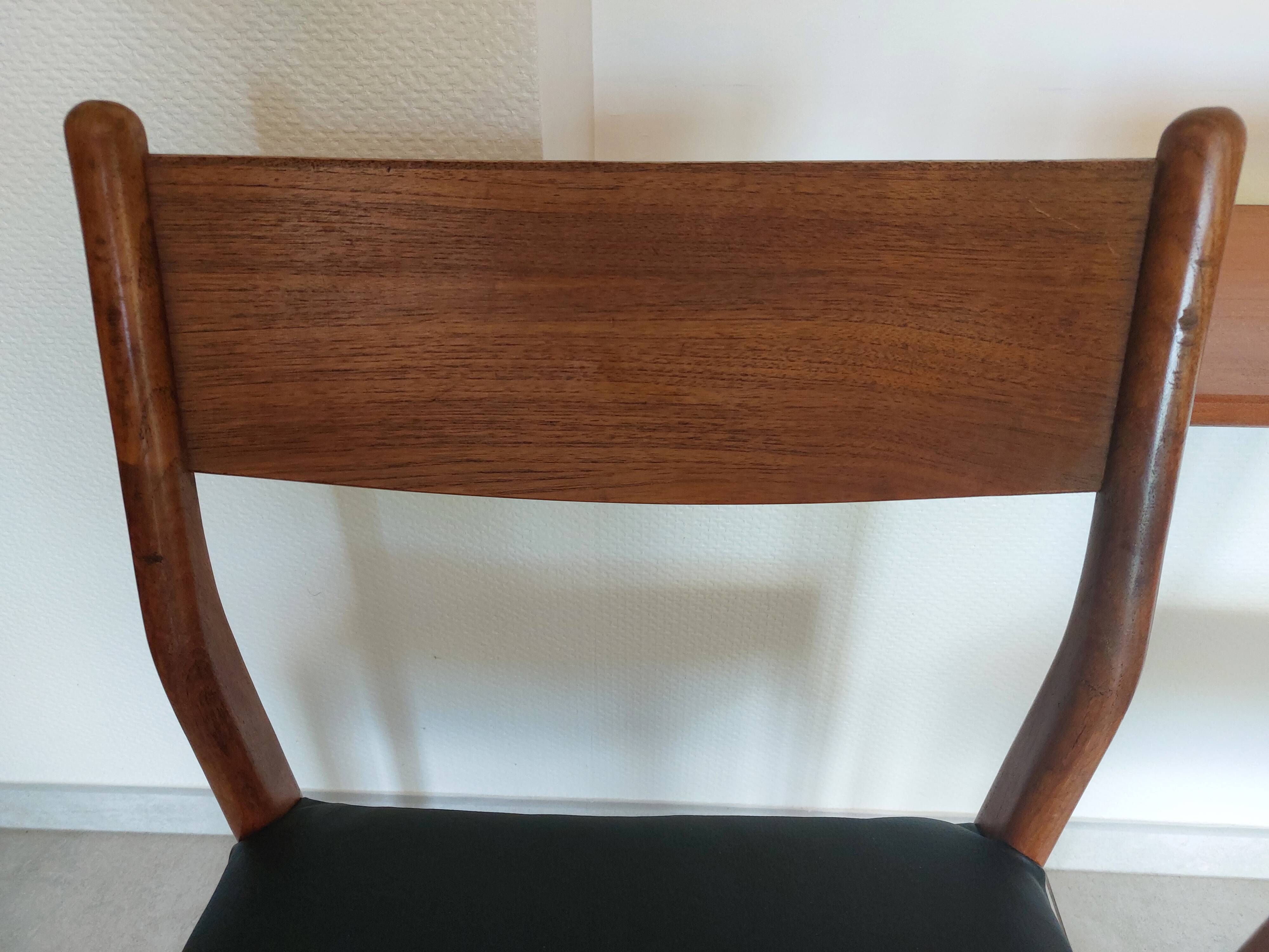 paire de chaises scandinaves style Fristho Franeker, assises rénovées