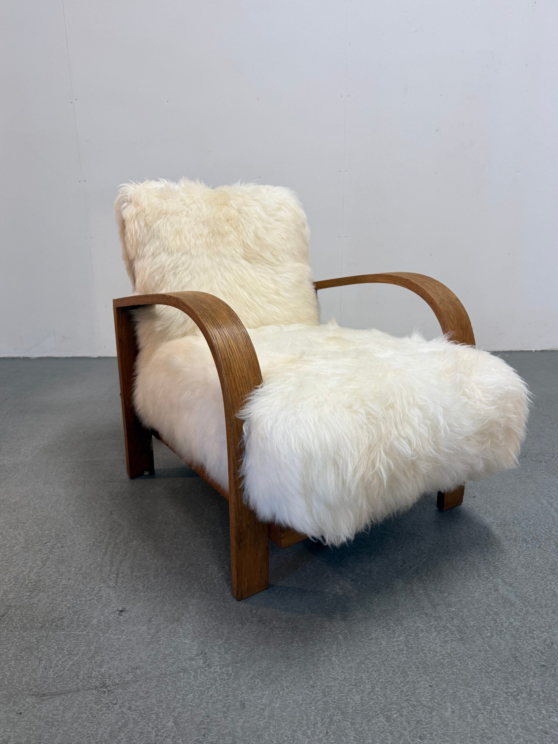 Fauteuils en peau de mouton Art Déco