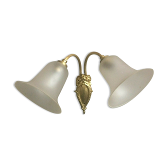 Double wall lamp in bronze and tulips in frosted glass