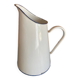 Enameled metal water pitcher