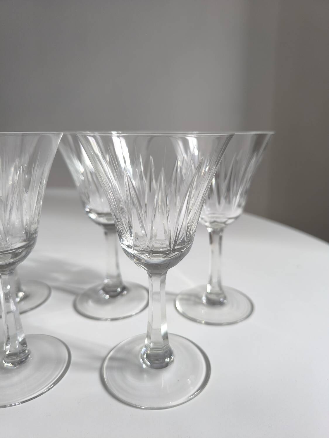 Set of 7 chiseled crystal glasses