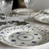 6 flat plates in English porcelain