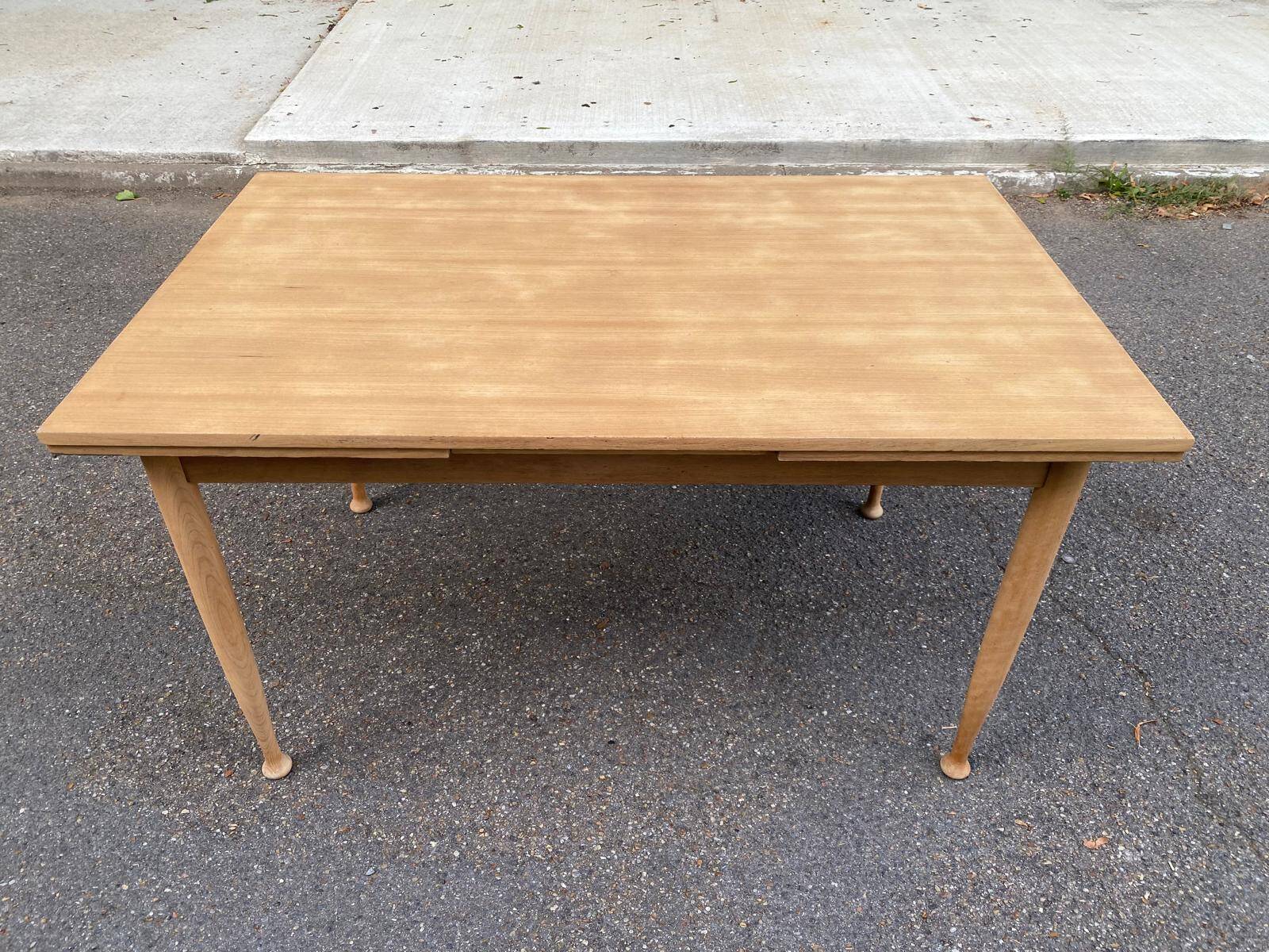 Table à manger scandinave extensible en bois 235cm 1960