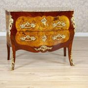 Commode de style français avec dessus en granit, années 1890.
