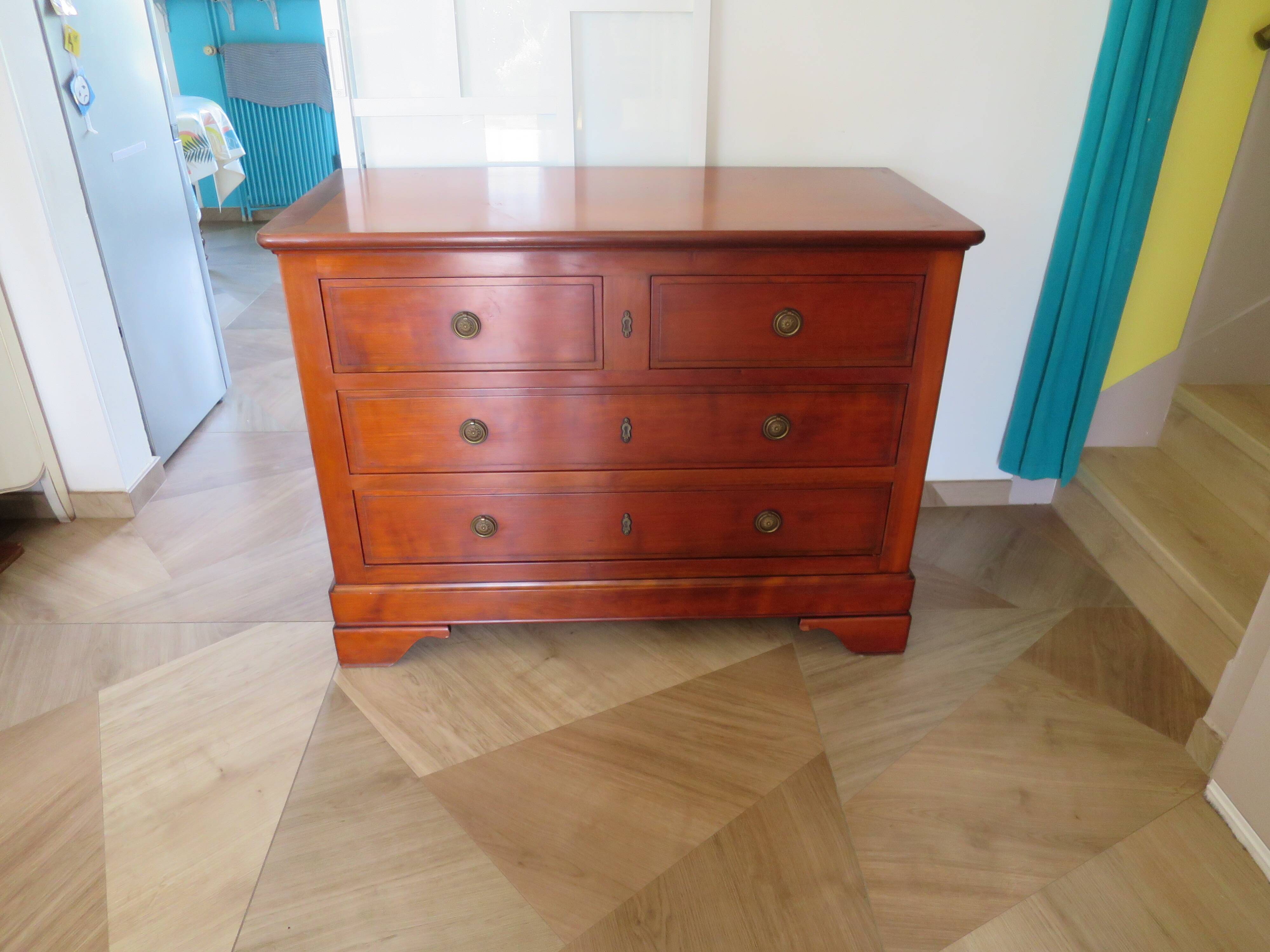 Antique - chest of drawers - 4 drawers - solid wood - cherry