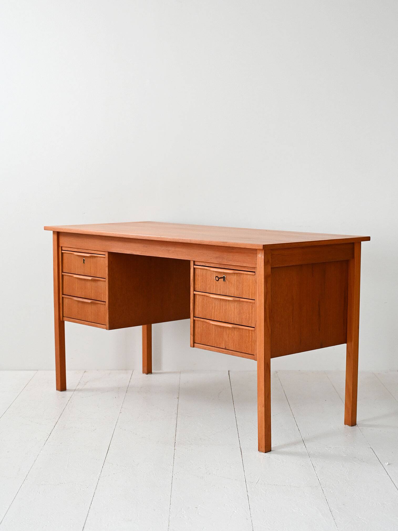 Vintage Scandinavian Teak Desk, 1960s