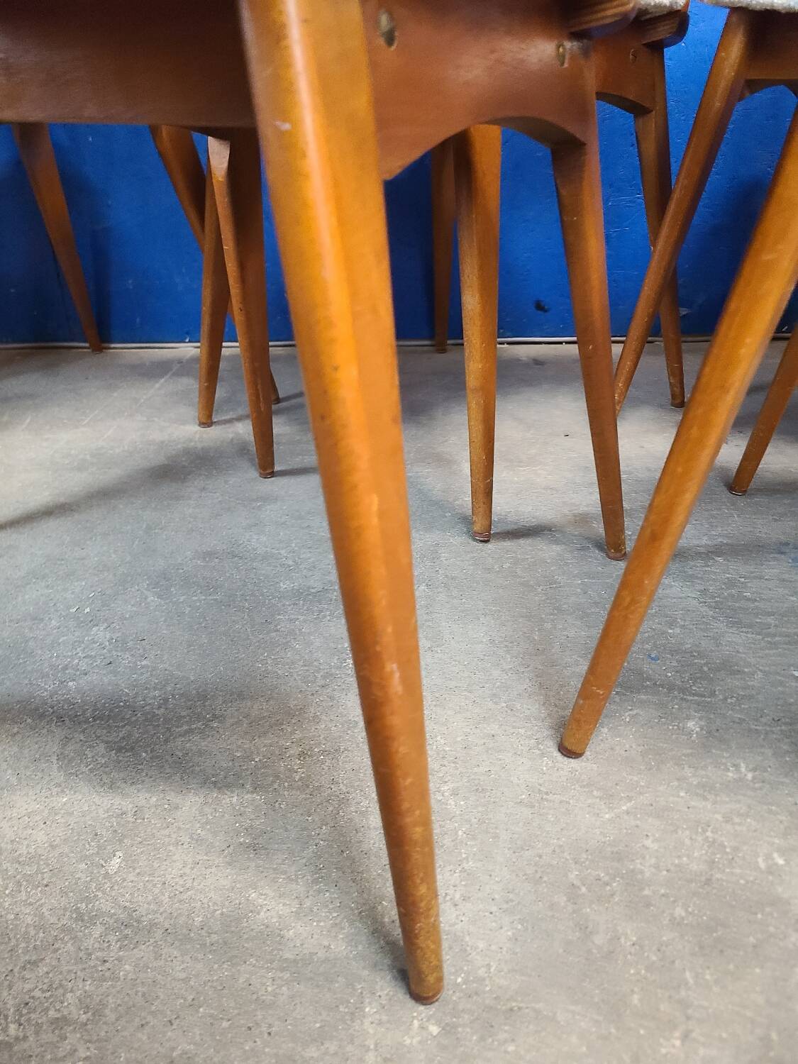 Chaises années 60 scandinave rénovées