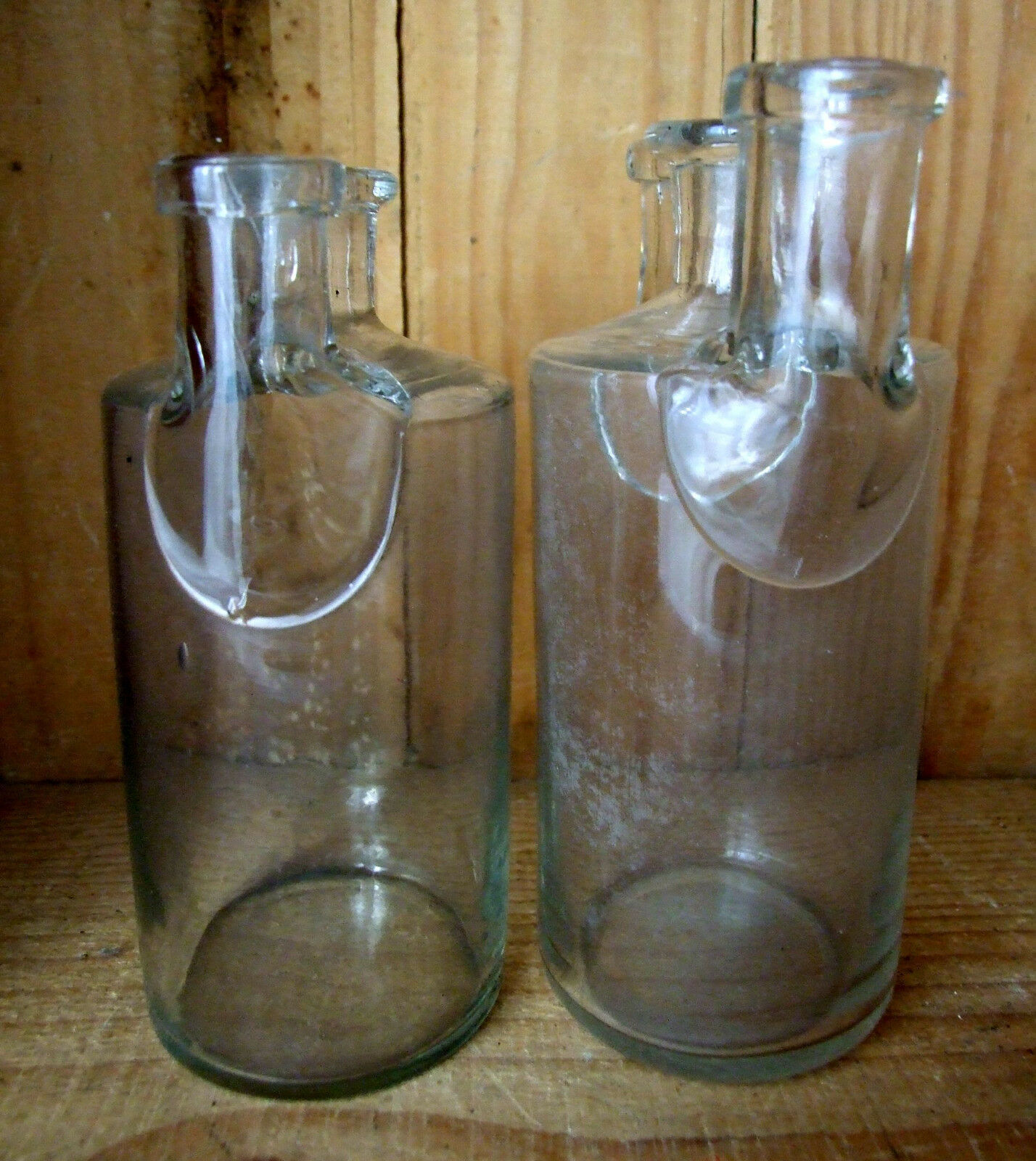 Glass blown lab vials 19th early XXe cabinet of curiosity