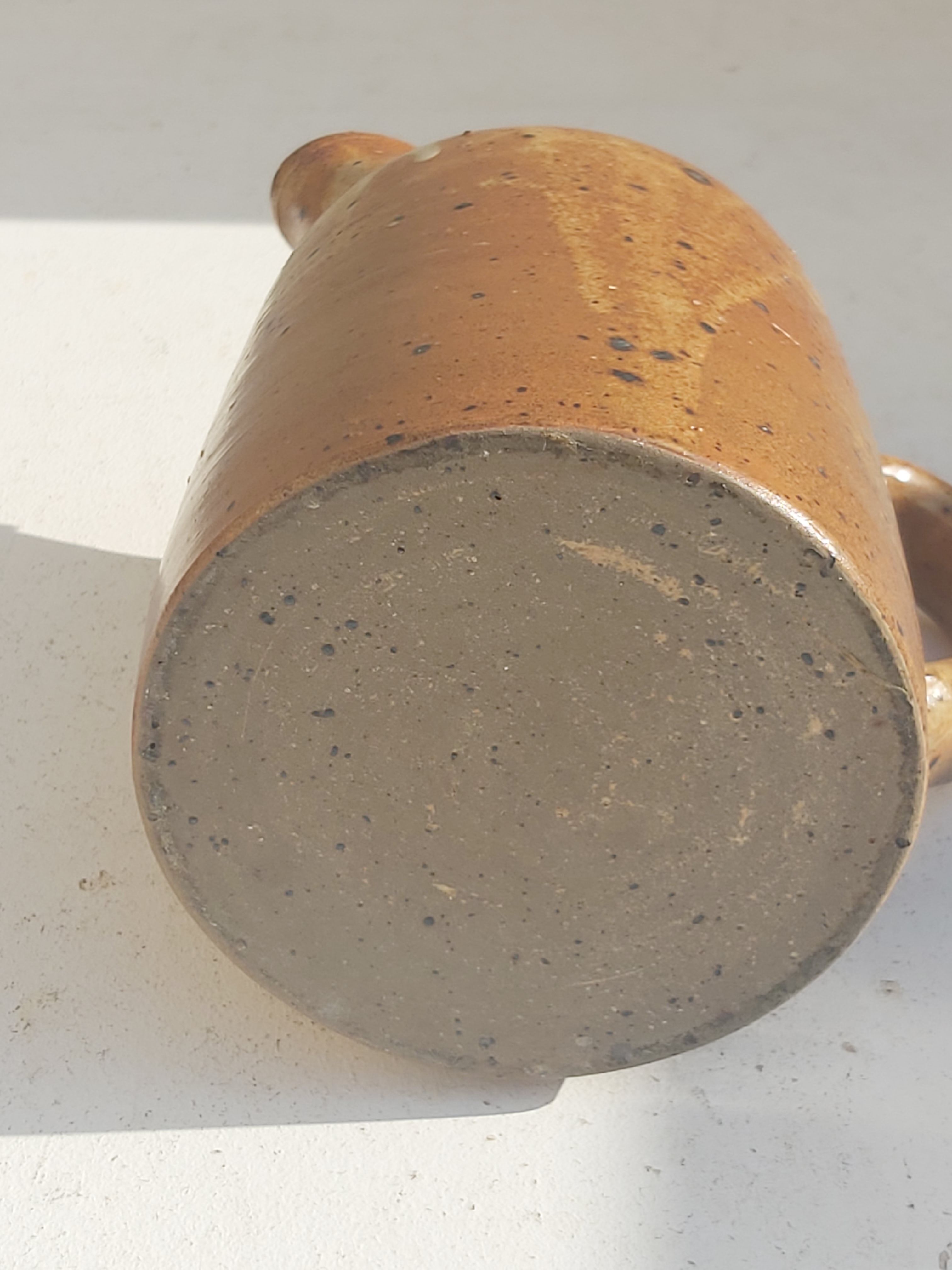 Pitcher sandstone pyrity vintage