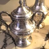 Silver-plated metal tea and coffee service in a 4-piece style.