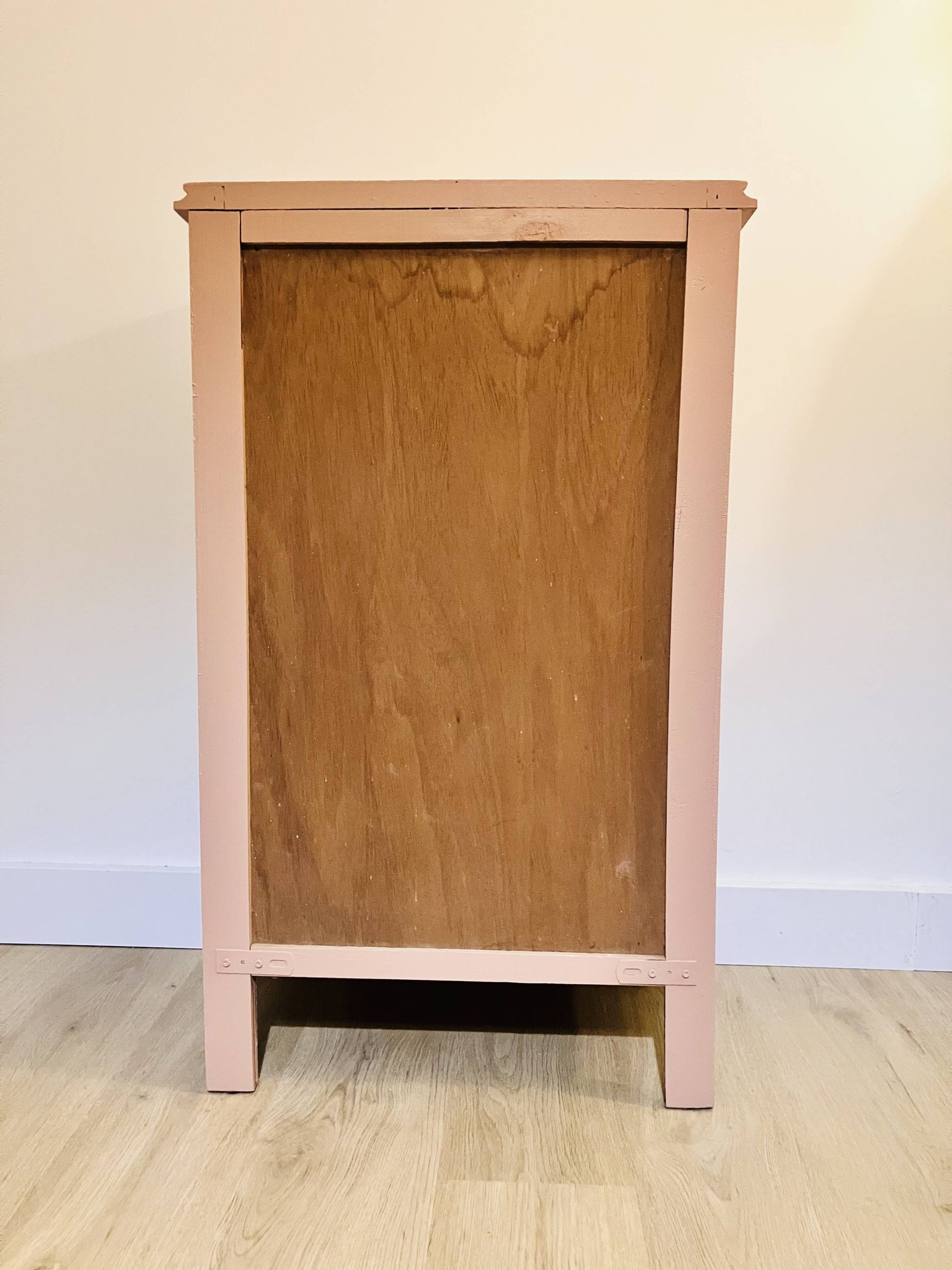 Chiffonnier en bois rose