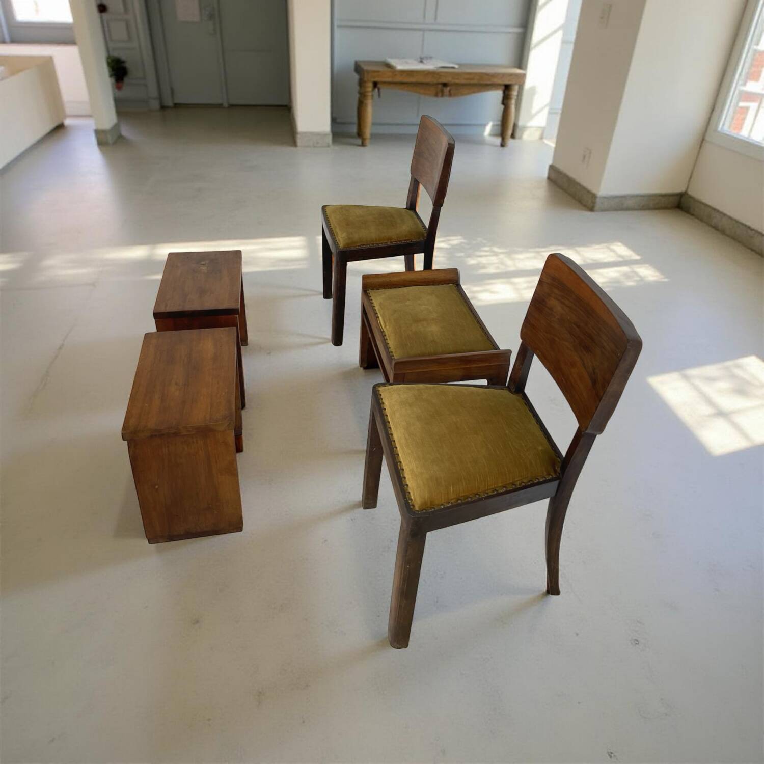 Seating armchair group, 1920s
