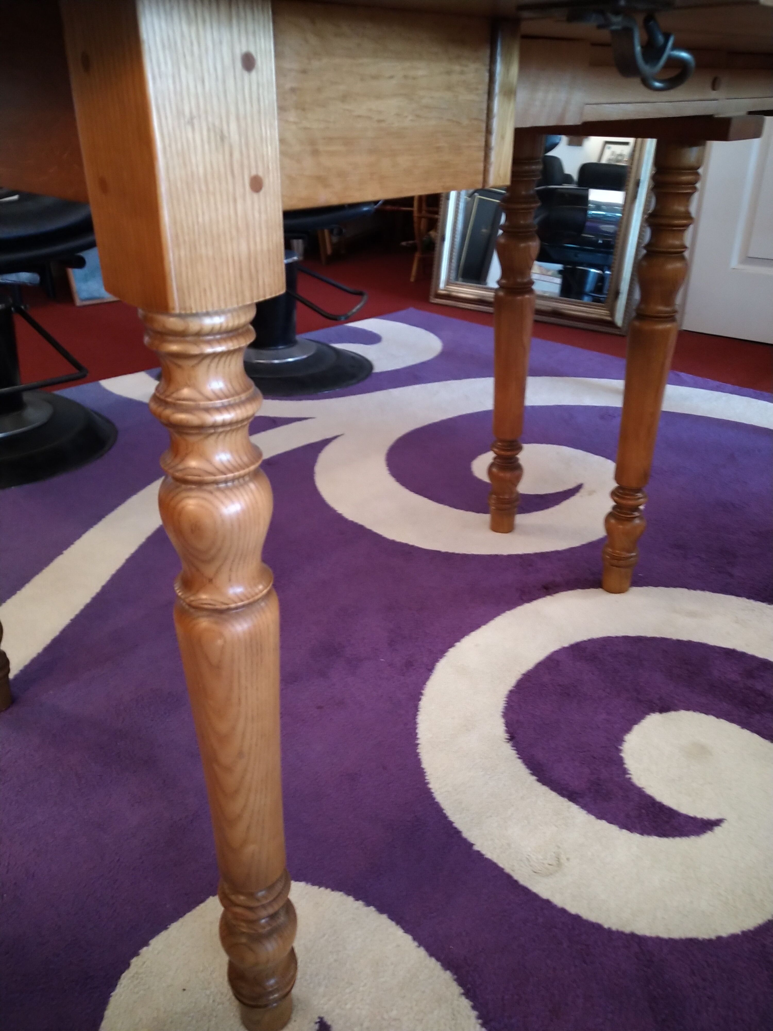 Round table 90 cm extensions six feet