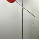 Lampe sur pied articulée italie en métal laqué orange et chromé