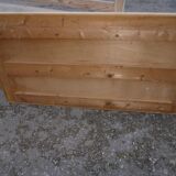 Wall coat rack in oak.