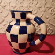 Ceramic jug with blue and white checkered pattern "Lustucru"